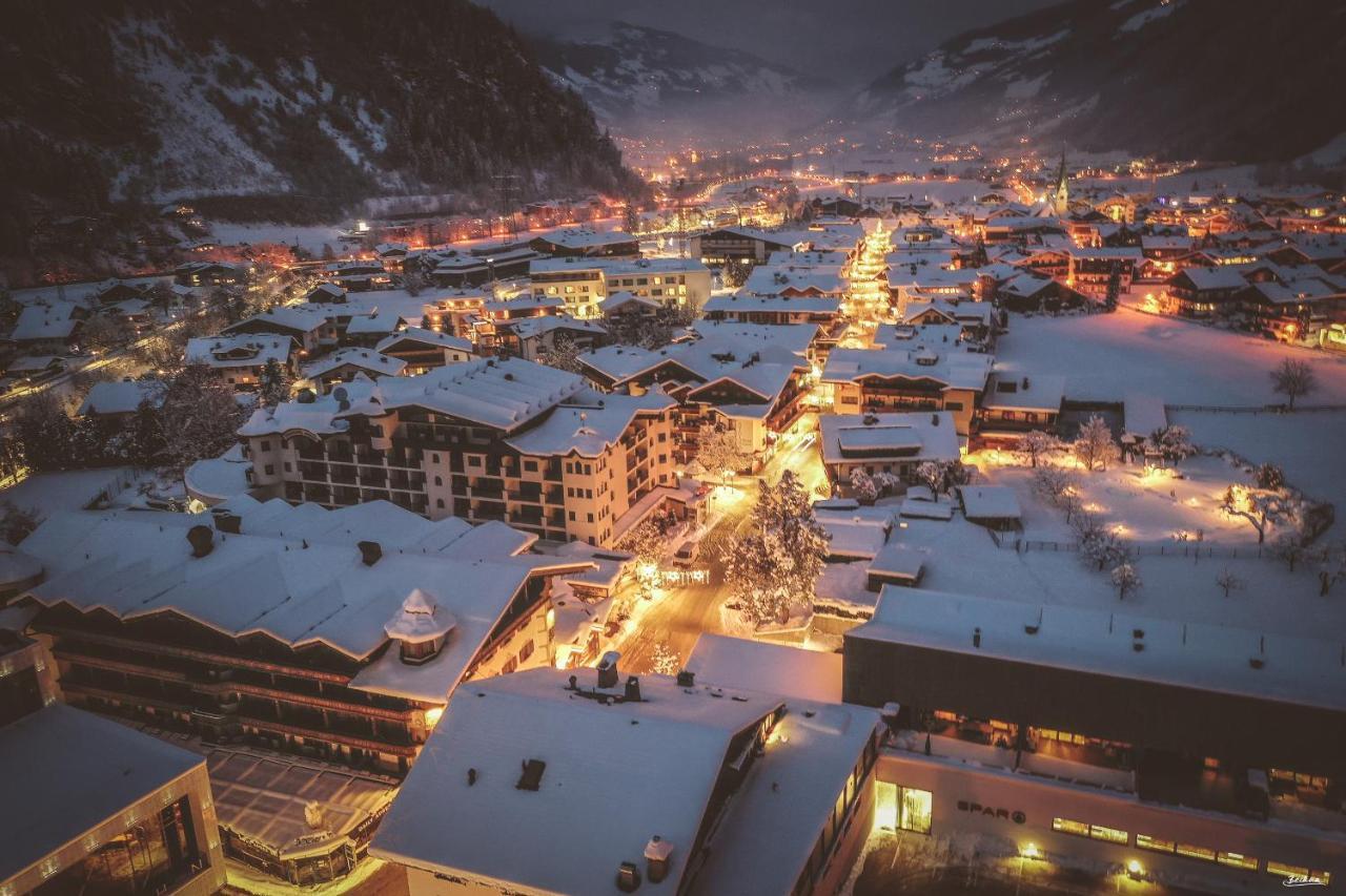 Strass- Aparthotel Mayrhofen Buitenkant foto