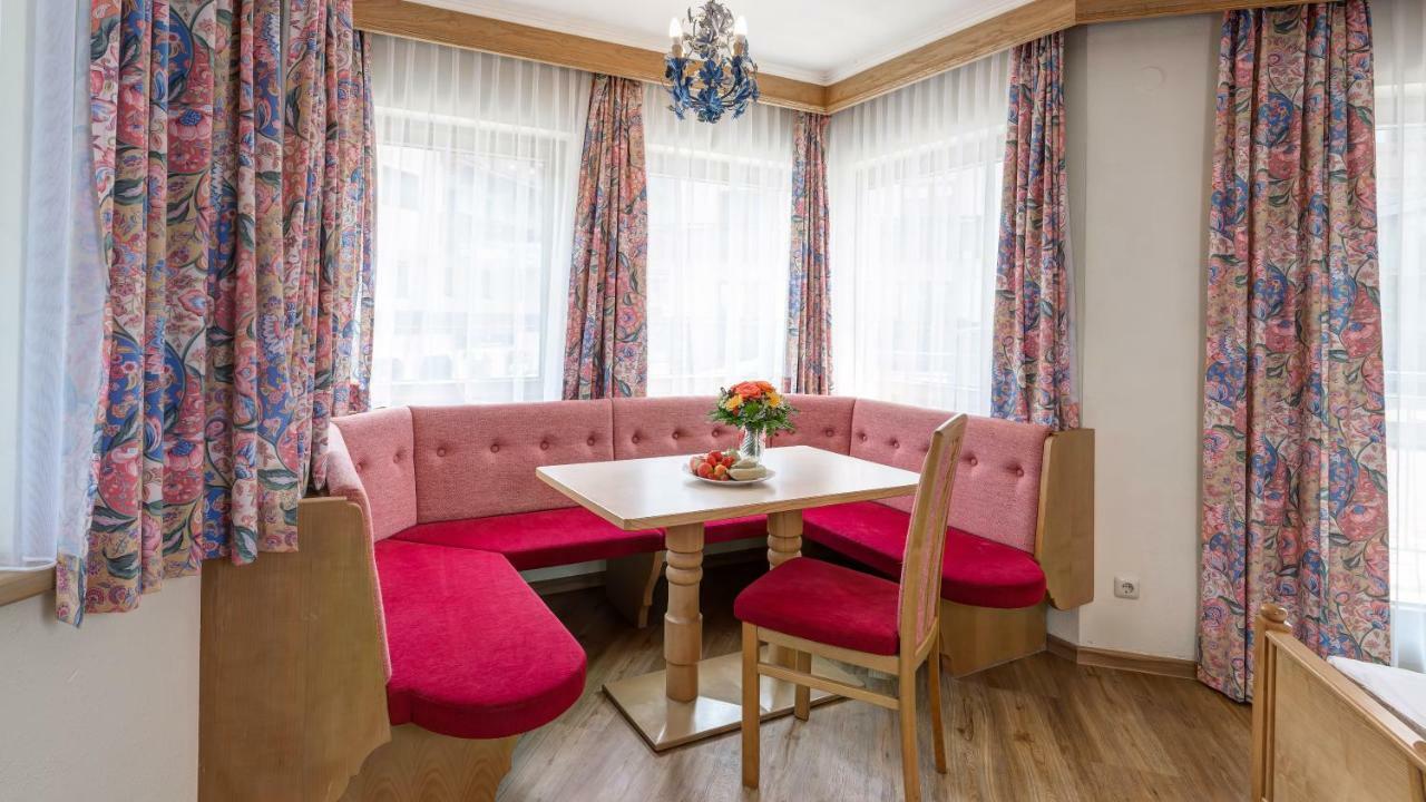Strass- Aparthotel Mayrhofen Buitenkant foto