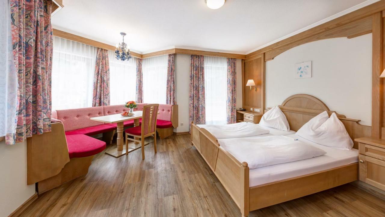 Strass- Aparthotel Mayrhofen Buitenkant foto